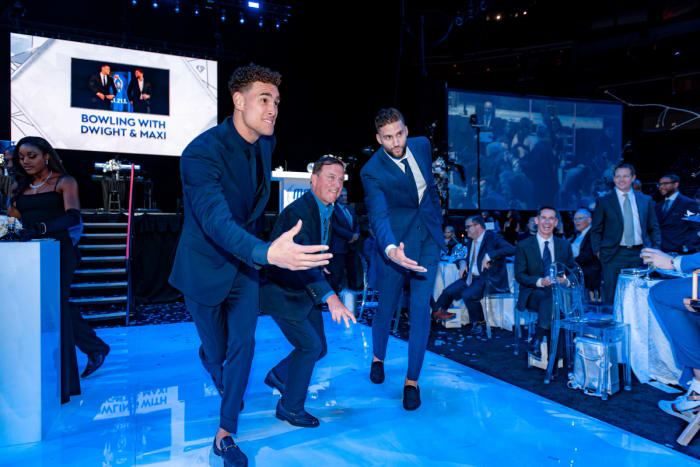 RH-March4-MavsBall-4808